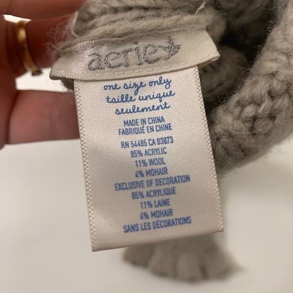 AERIE Cable Knit Fingerless Gloves - Picture 2 of 2